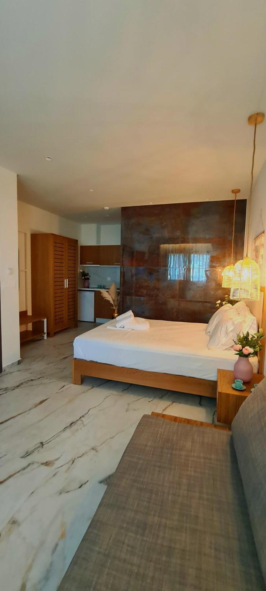 Costa Anastasia_Sea View Suites Vrasná Стая снимка